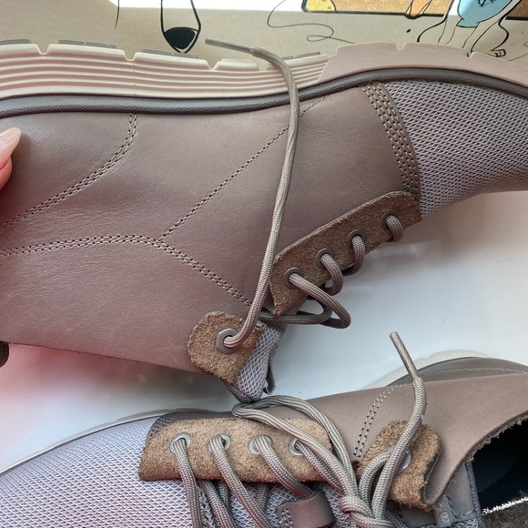 TIMBERLAND ladies comfort shoe - Picture 9 of 10